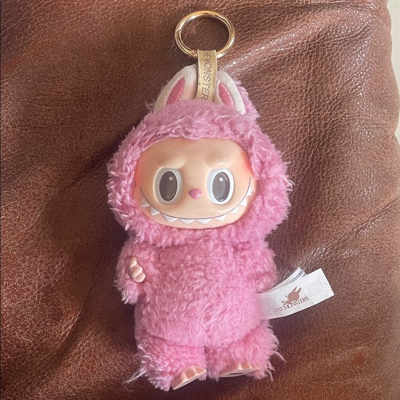 Labubu Keychain - Picture 1 of 7